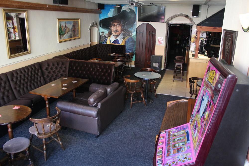 Middlegate Hotel 펨브로크 외부 사진