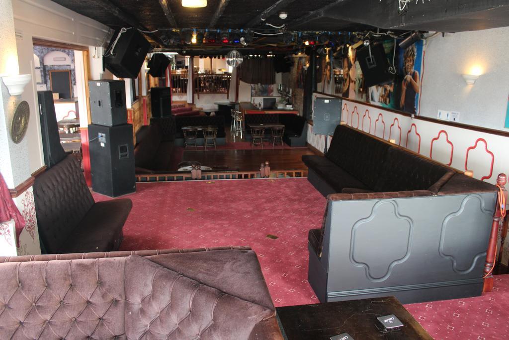 Middlegate Hotel 펨브로크 외부 사진