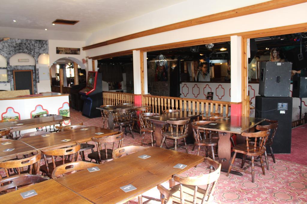 Middlegate Hotel 펨브로크 외부 사진